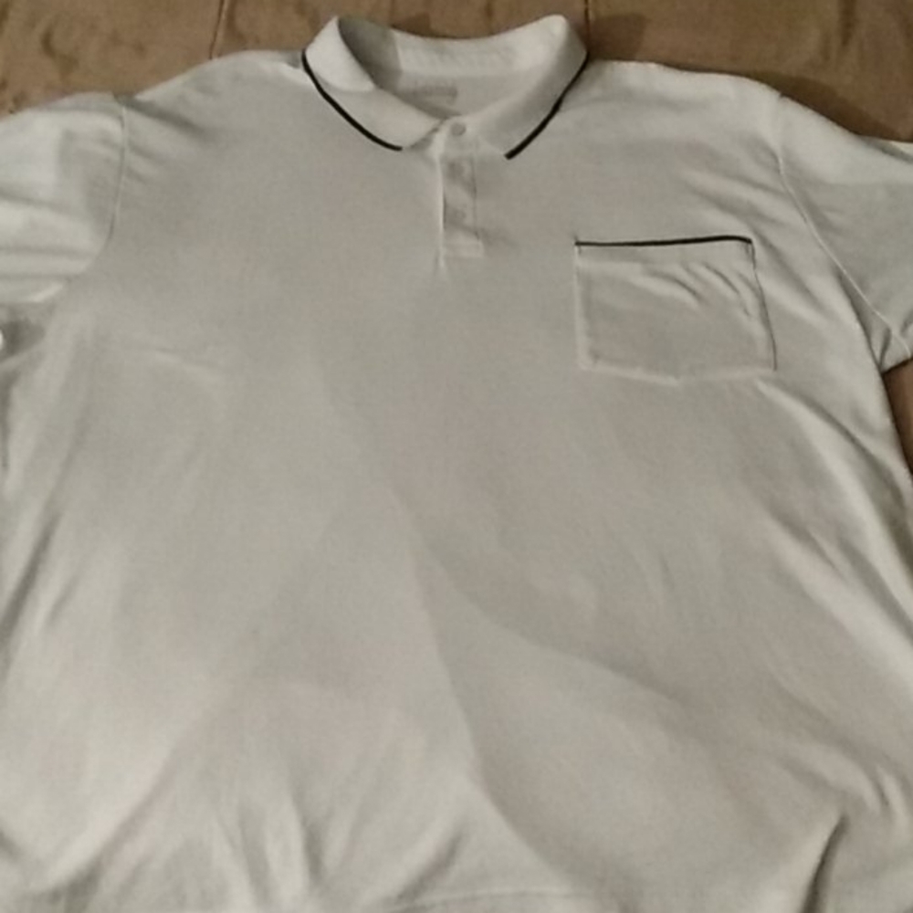 3 Button Collard Short Sleeved Shirt